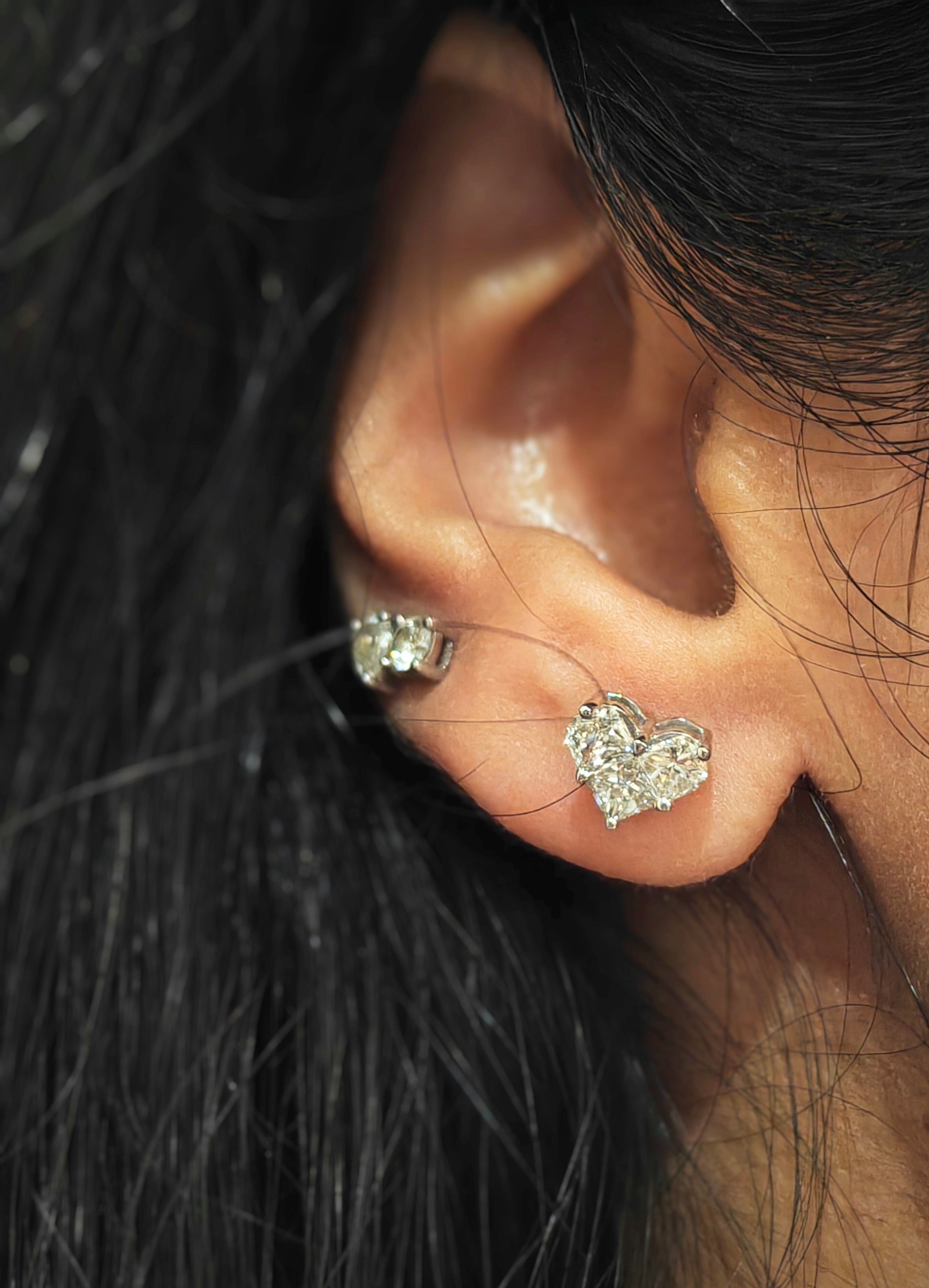 Illusion Setting Heart Studs